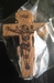 Houten kruisje met crucifix 